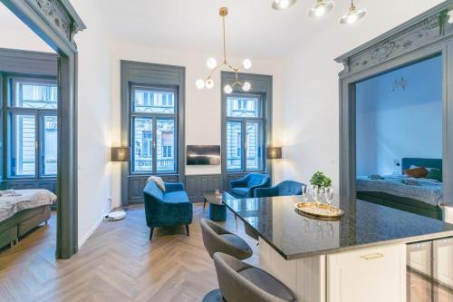 Pearl of the Palace district with private sauna