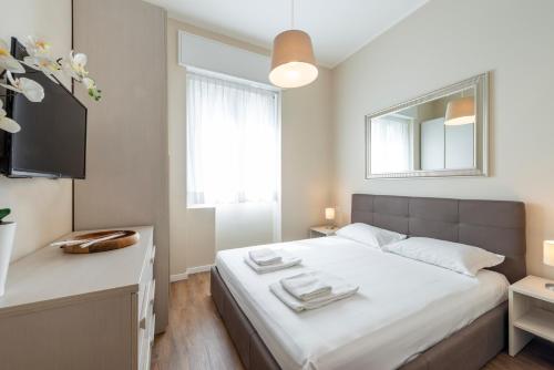 Duomo Apartments B Home - Two Bedrooms & Bathroom
