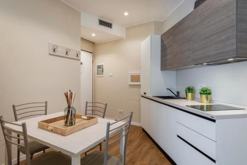 Duomo Apartments B Home - Two Bedrooms & Bathroom