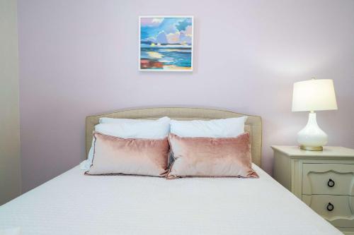8BR Resort - Cinema, Themed Rooms, Jacuzzi & Game Room! photo 33