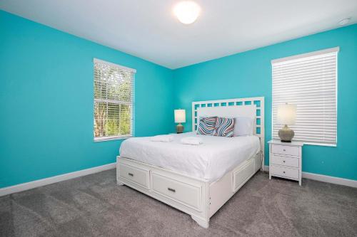 8BR Resort - Cinema, Themed Rooms, Jacuzzi & Game Room! photo 15