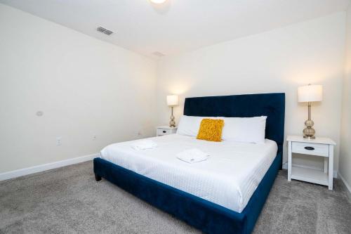 8BR Resort - Cinema, Themed Rooms, Jacuzzi & Game Room! photo 91