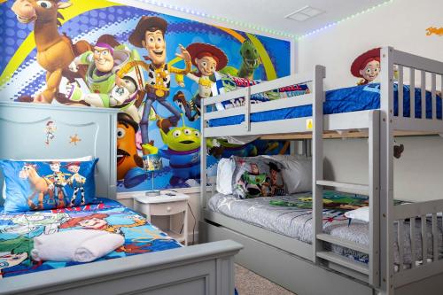 8BR Resort - Cinema, Themed Rooms, Jacuzzi & Game Room! photo 120