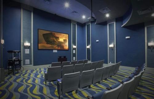 8BR Resort - Cinema, Themed Rooms, Jacuzzi & Game Room! photo 131