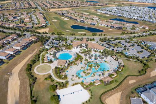 8BR Resort - Cinema, Themed Rooms, Jacuzzi & Game Room! photo 143