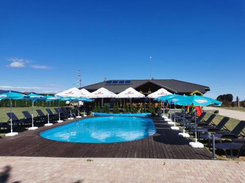 Camping Amazing Village