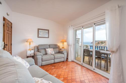 Et opholdsområde på Retreat with sea view #1973