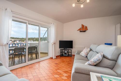 Et opholdsområde på Retreat with sea view #1973