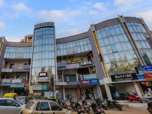 Fotografie z fotogalerie ubytování Hotel O Hill View v destinaci Gándhínagar