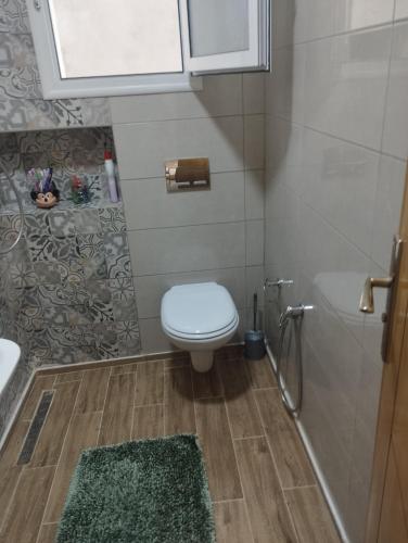 Ένα μπάνιο στο kelibia ezzahra plage appart a 170 m du plage