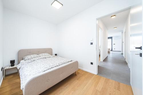 Zagreb 183 - 3 Bedrooms - Parking - Balcony - New - Apartment - Flexible Keybox Entry - Modern - Monthly Rent - WiFi