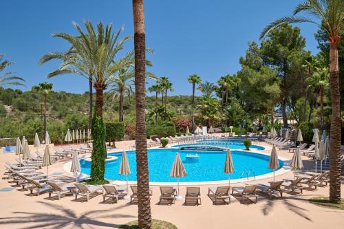 Bazén v ubytování Grupotel Cala Marsal Nature Hotel - New Reopening 2025 nebo v jeho okolí