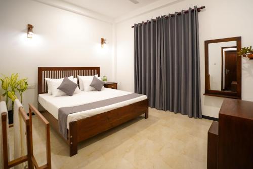 Cama o camas de una habitación en Cinnamon Forest Resort - Hikkaduwa