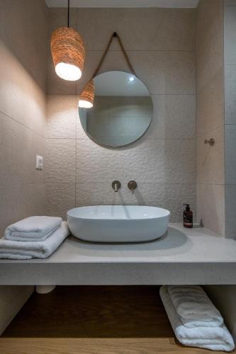 Koupelna v ubytování Thalo "Aegean Touch Apartments"