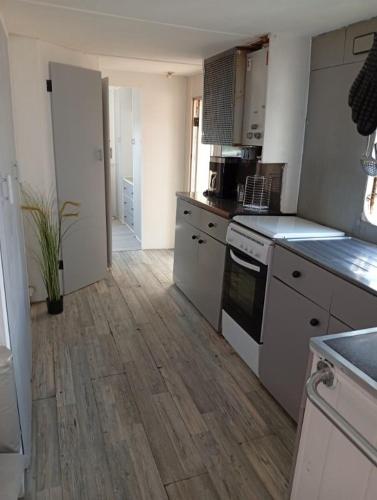 Mobil-Home avec piscine et jardin 1500 m2