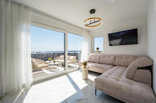 Two-Bedroom Apartment Dominik