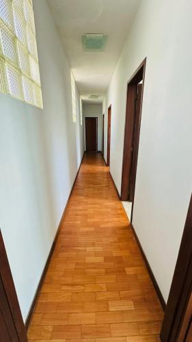 イタジャイにあるCasa Niemeyerのギャラリーの写真
