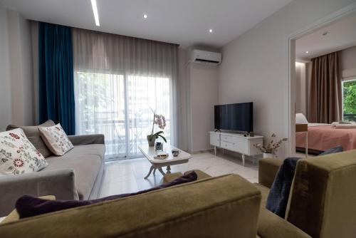 THELIA Sofouli Urban Living