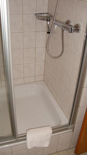 Ένα μπάνιο στο Hotel garni Zur Krim