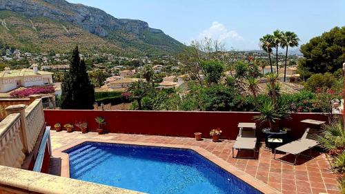 Villa maravillosa con piscina y buenas vistas