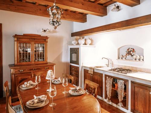 Dapur atau dapur kecil di Villa Salomone