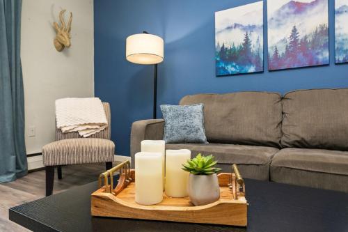 Nápoje v ubytování Stylish Condo in the Heart of Old Town