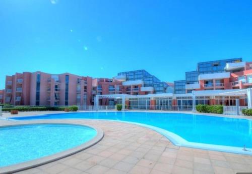 Studio - stunning sea view
