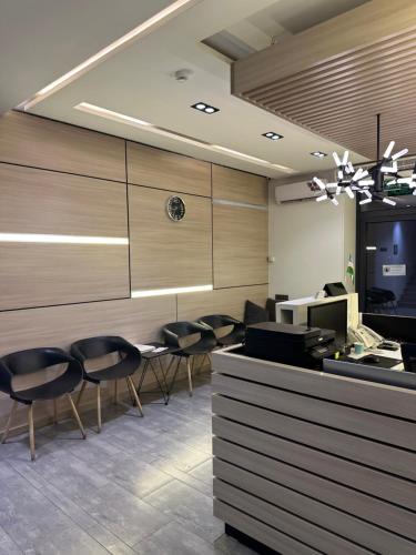 Ruang duduk di Iris Hotel Tashkent