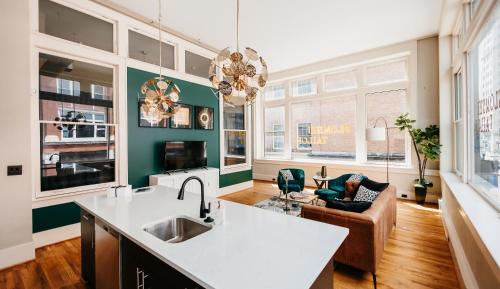 Cuisine ou kitchenette dans l'établissement Tailor Loft