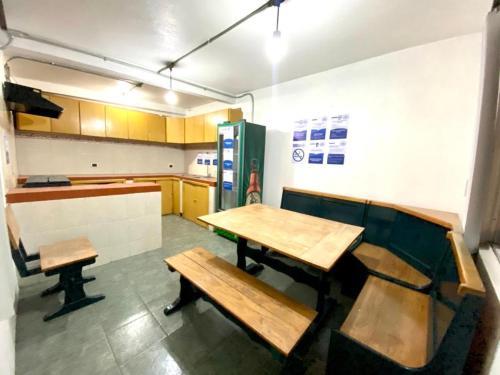 Dapur atau dapur kecil di RMS Hostal - Reforma