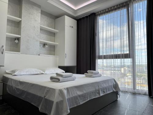 SkyHouse Premium Loft