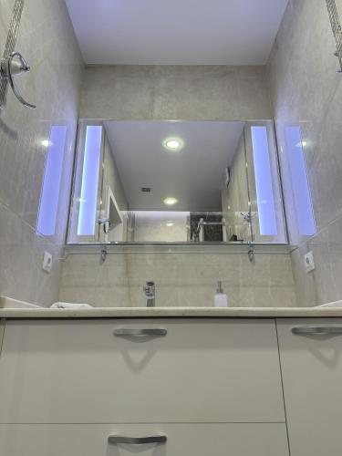 SkyHouse Premium Loft tesisinde bir banyo