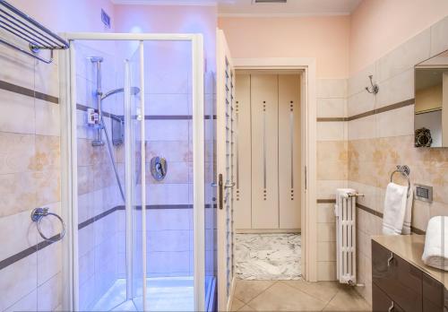 La Dolce Vita Of Via Veneto - Prestigious Apartment With Wonderful Terrace In the Historic Center