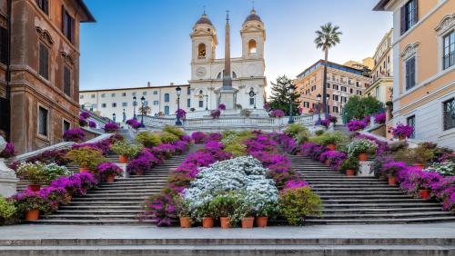 La Dolce Vita Of Via Veneto - Prestigious Apartment With Wonderful Terrace In the Historic Center