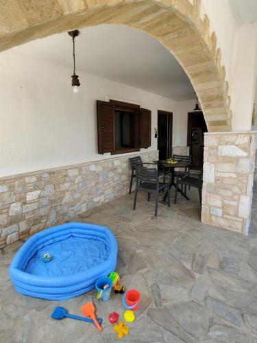 Stone house 1-slow life