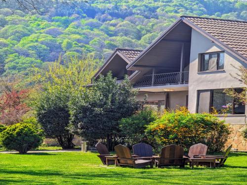Κήπος έξω από το Villa Kirkpinar Sapanca