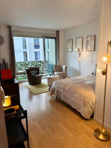 Stylish Studio w Balcony in 16th - Eiffel Tower