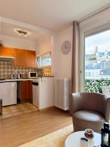 Stylish Studio w Balcony in 16th - Eiffel Tower