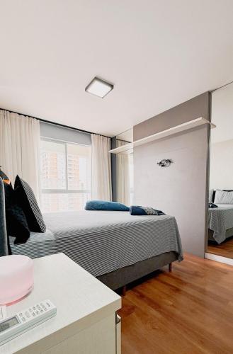 Postel nebo postele na pokoji v ubytování Apartamento de luxo, ótima localização!