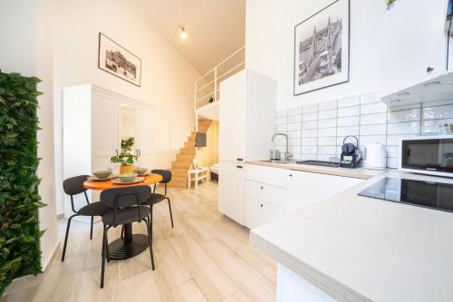 City Park Harmony Duplex - near Heroes' square