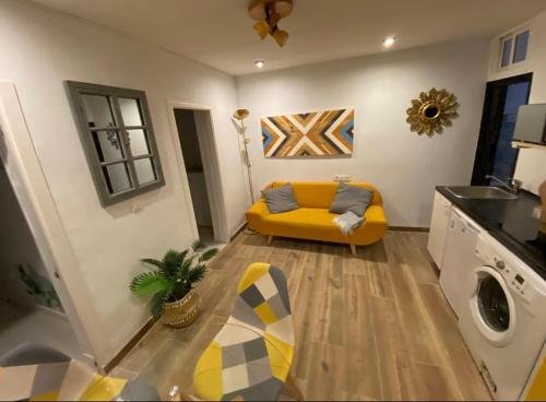 Apartamento de 2 hab en calle Tesoro-Malasaña