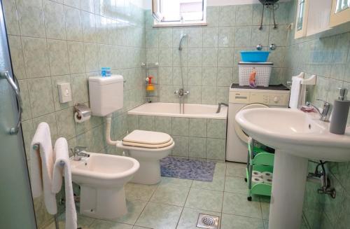 Apartments with parking space Rovinj - 24730