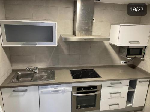 Η κουζίνα ή μικρή κουζίνα στο Apartamento centro Zahara Aretusa-luz