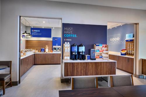 Φωτογραφία από το άλμπουμ του Holiday Inn Express Hamilton - Upper James by IHG σε Hamilton
