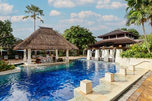 Bazén v ubytování Rama Beach Resort and Villas nebo v jeho okolí