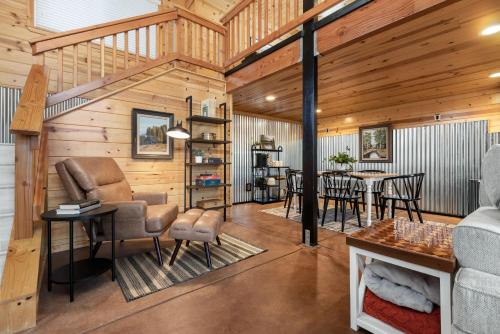 Χώρος καθιστικού στο The Pine Loft | Yosemite