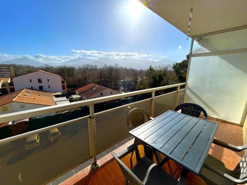 Studio cabine avec climatisation, balcon, proche plage - FR-1-837-32
