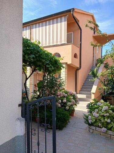 Apartment Flores centre