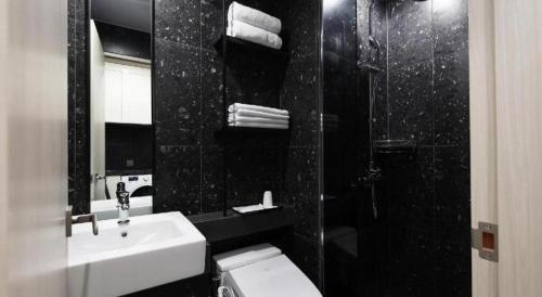 Bilik mandi di Kintex by K-tree