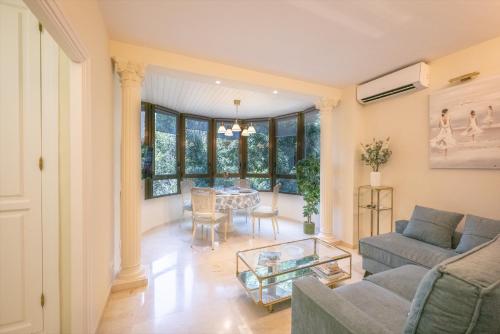 La Brisa de Alborán - Rooftop Pool in Puerto Deportivo